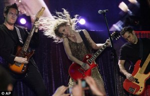 ap-TaylorSwift-HongKong02