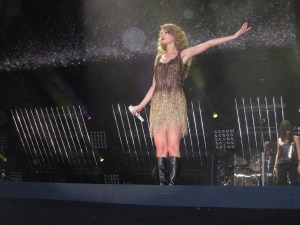 CMA-Fest-Taylor-Swift