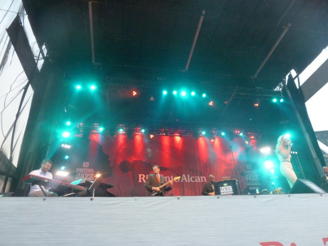 David Cook plays with Morgan James at the Montreal Jazzfest on July 1st, 2013 (Photo: TheSwiftAgency.com)