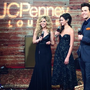 (Source: Elizabeth Huett via Instagram)